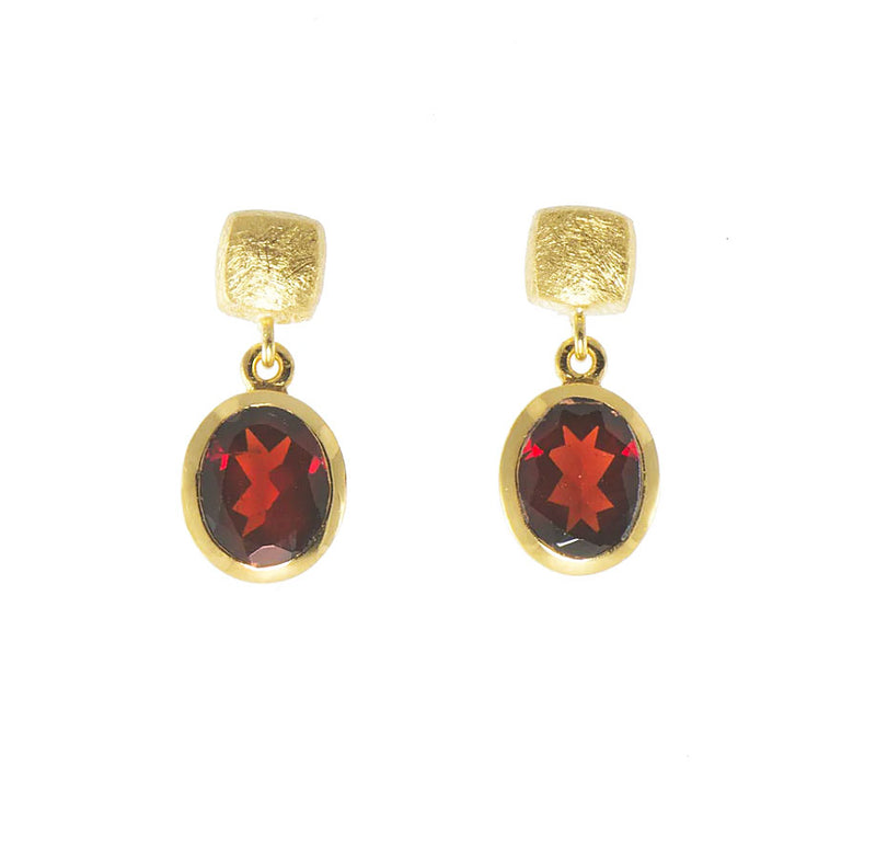 Garnet Vermeil Earring