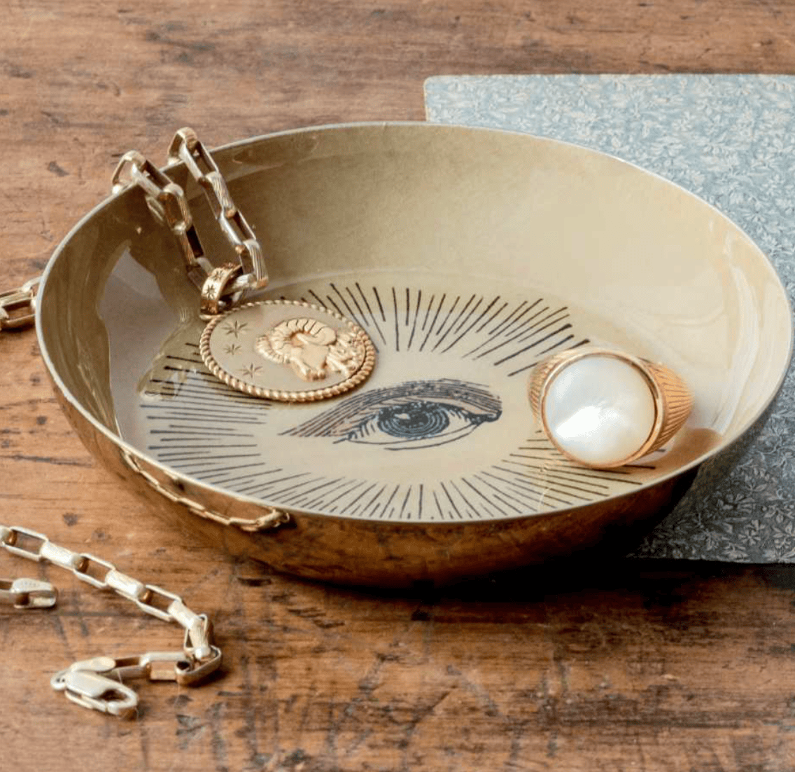 Home Accents Gifts Round Enamel Eye Tray