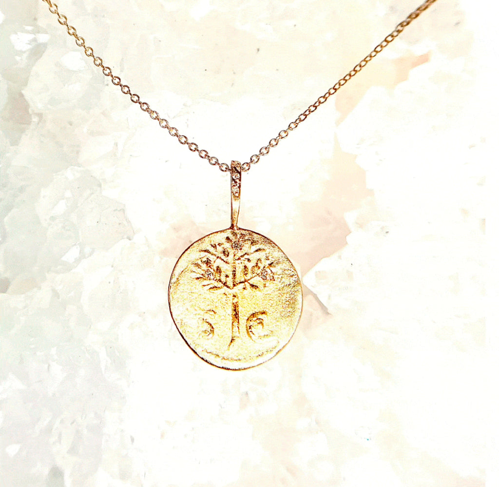 Robin Haley Necklaces "Peace" Olive Tree 14K/Diam. Pendant