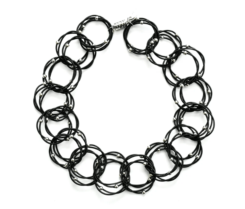 Sea Lily Necklaces Black/Silver Rings Necklace