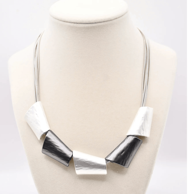 Sea Lily Necklaces Wire Slate/Silver Slide Pendant Necklace