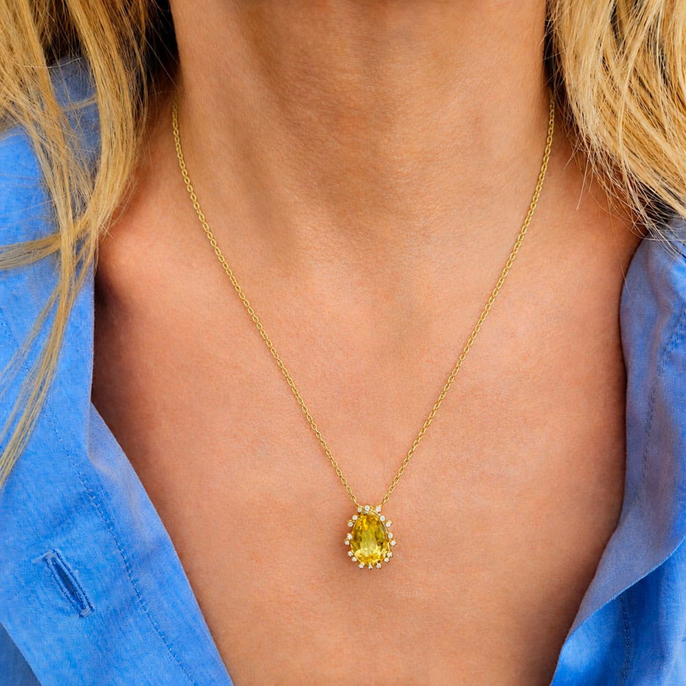 Suzy Landa Necklaces 3.14ct Beryl .105ct Dia 18K Teardrop Nk